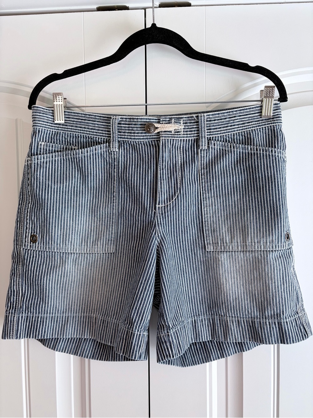 Lauren Ralph Lauren Vintage Railroad Stripe Women's Shorts Blue White Size 4